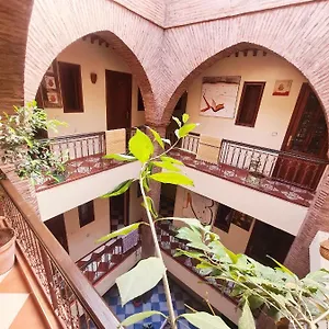 Salem Leksor Couette-café Marrakesh